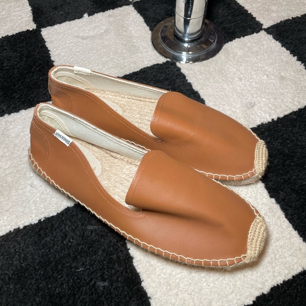 The Seville Smoking Slipper Platform Solids
